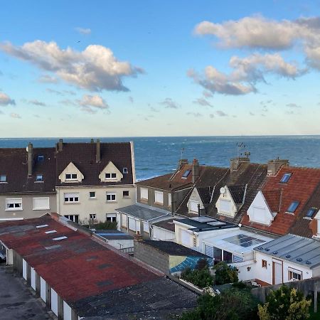 Appartement cosy en duplex à 50m de la plage Le Portel Buitenkant foto