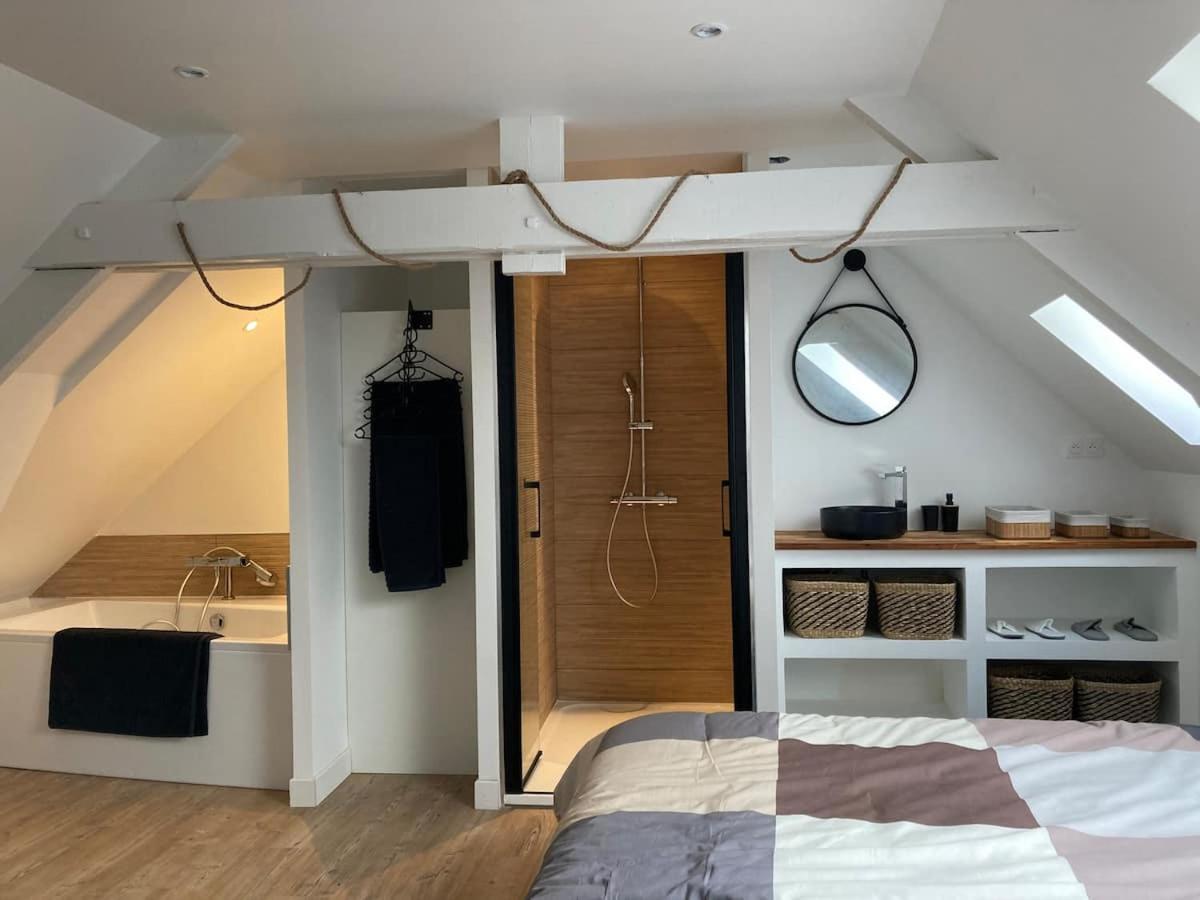 Appartement cosy en duplex à 50m de la plage Le Portel Buitenkant foto